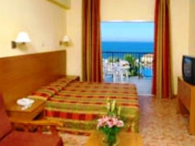 Sentido Pafian Sun Village Kiszónerga Szoba fotó