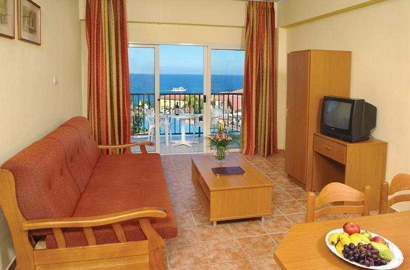 Sentido Pafian Sun Village Kiszónerga Szoba fotó